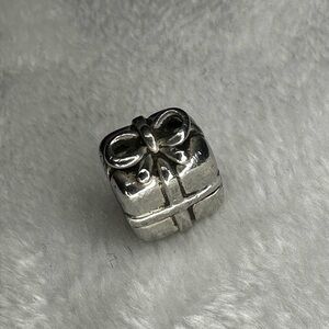 RETIRED Pandora Gift Box Charm Present Bead Sterling Silver 925 ALE